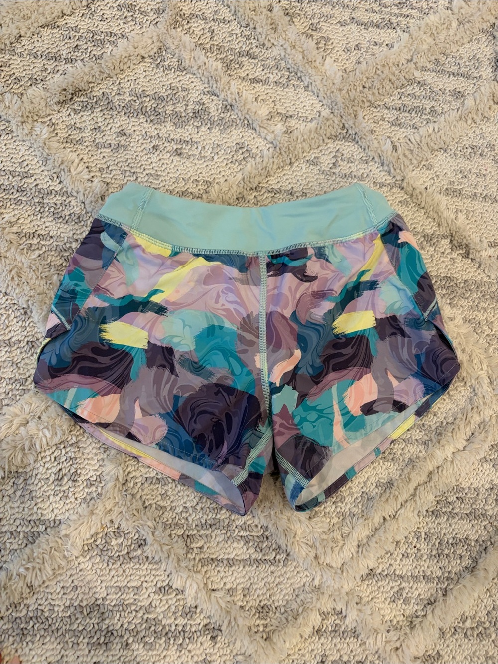 Athleta Multicolor Abstract Print Athletic Shorts - Teal Waistband